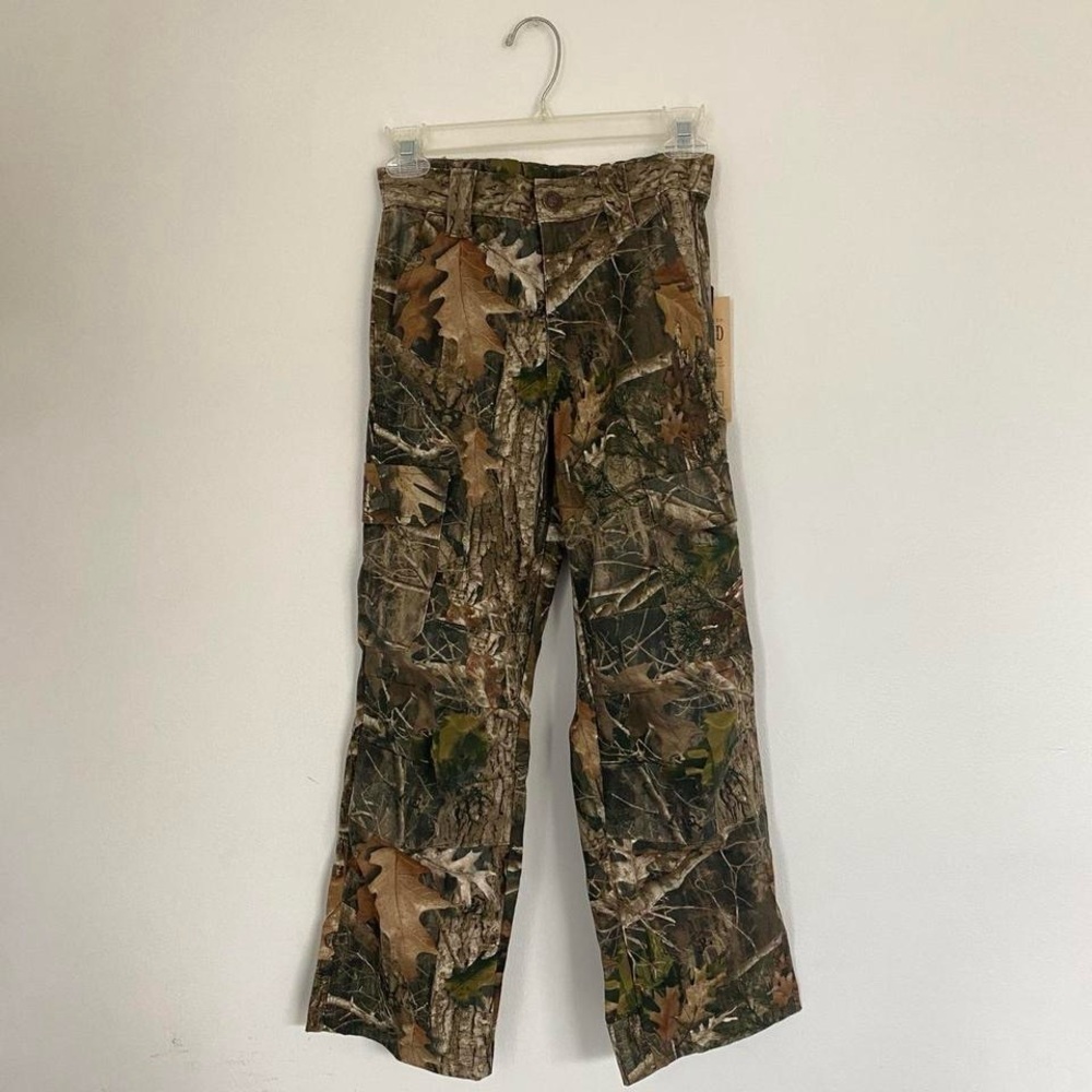 NWT camo cargo pants